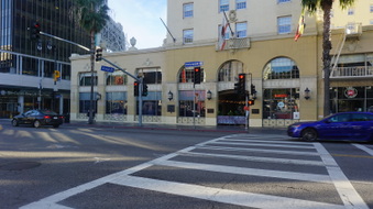 Enlarge photo 32