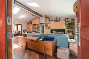 Enlarge photo 11