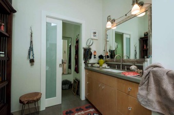 Enlarge photo 37