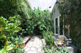 Enlarge photo 59