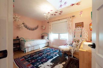 Enlarge photo 52