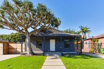 2471 BUTLER AVE