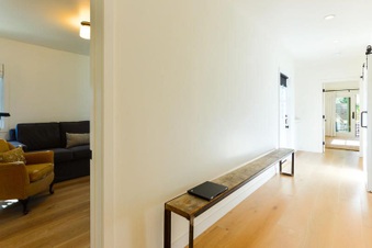 Enlarge photo 17