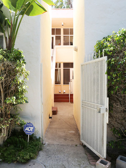 Enlarge photo 40