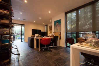 Enlarge photo 32