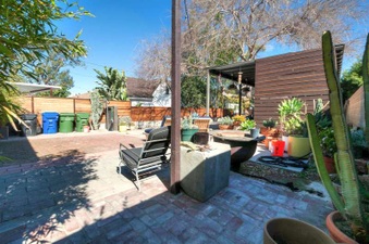 Enlarge photo 83