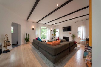 Enlarge photo 21