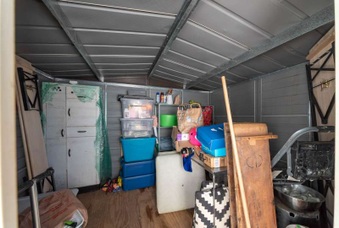 Enlarge photo 57