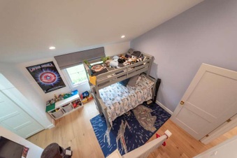 Enlarge photo 49
