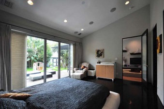 Enlarge photo 37