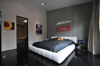 Enlarge photo 38