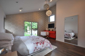 Enlarge photo 40