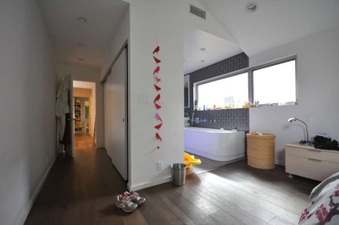 Enlarge photo 42