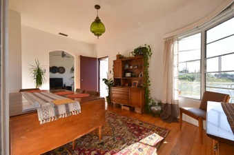 Enlarge photo 57