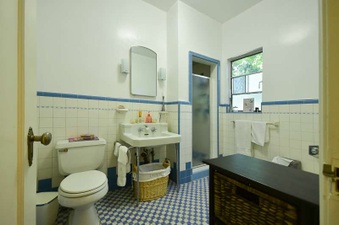 Enlarge photo 109