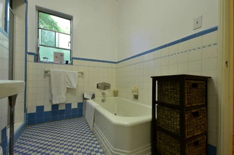 Enlarge photo 110