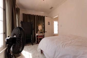Enlarge photo 46