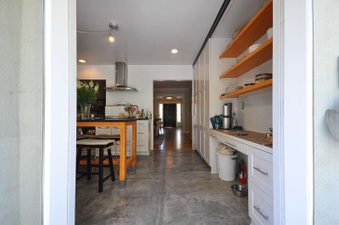 Enlarge photo 24