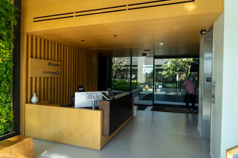 Enlarge photo 52