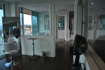 Enlarge photo 18