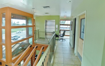 Enlarge photo 13
