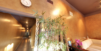 Enlarge photo 10