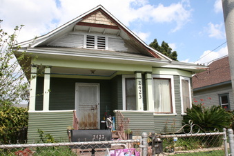 2423 E. 2nd St