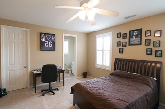 Enlarge photo 23