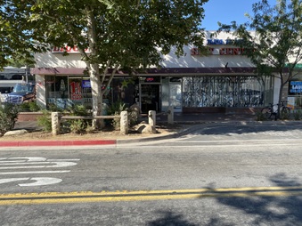Bonanza Jr. Liquor