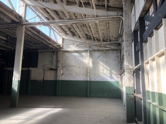 Enlarge photo 32