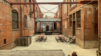 Enlarge photo 26