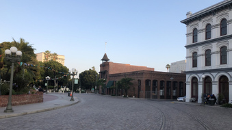 Enlarge photo 17