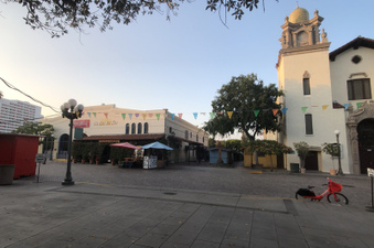 Enlarge photo 32