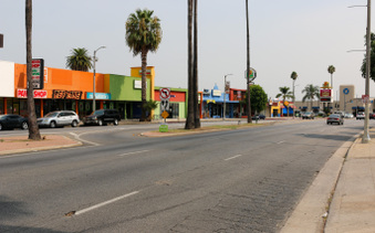 Plaza Del Valle - Panorama City