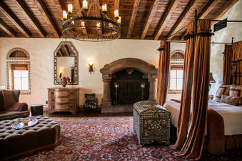 Upscale Hotel Suite