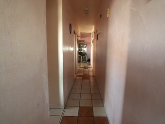 Enlarge photo 38