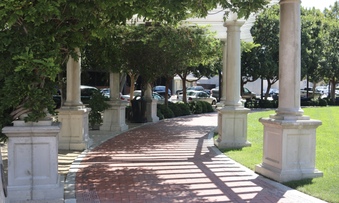 Enlarge photo 2