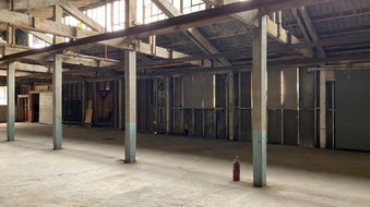 Enlarge photo 19