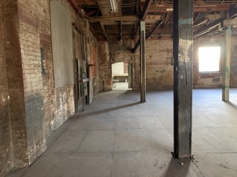 Enlarge photo 38