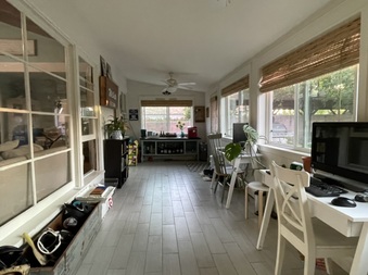 Enlarge photo 19
