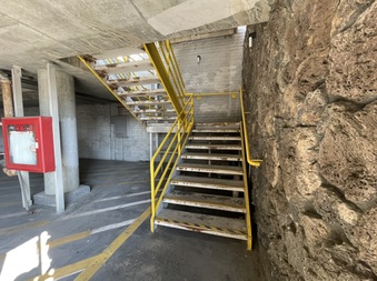 Enlarge photo 33