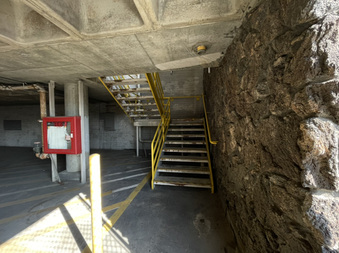 Enlarge photo 32