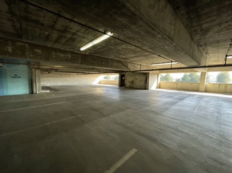 Enlarge photo 18