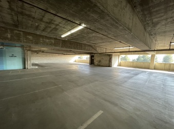 Enlarge photo 22