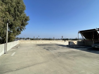 Enlarge photo 37