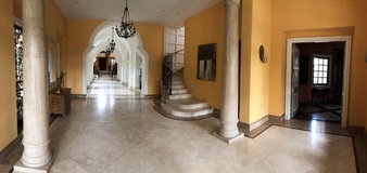 Enlarge photo 44