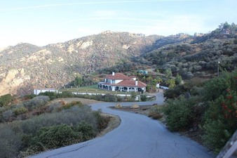 Enlarge photo 1