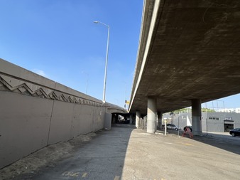 Enlarge photo 23