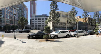 Enlarge photo 13