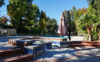 Enlarge photo 13